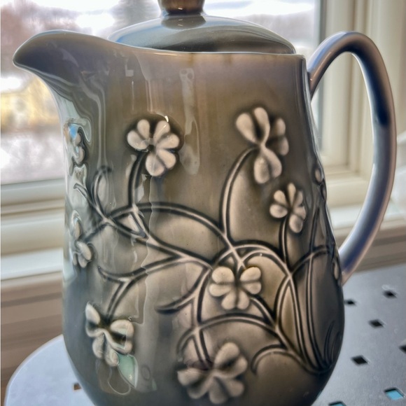 Irish Porcelain Coffee Chocolate Pot Jug Designed by James Dorsey - Picture 2 of 10